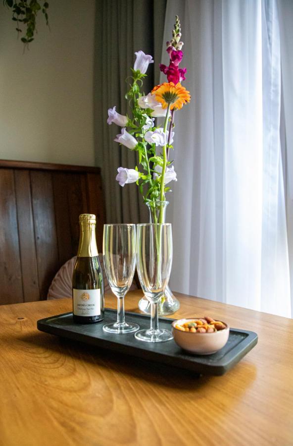 B&B Joli Met Prive Wellness Wemeldinge Exteriér fotografie